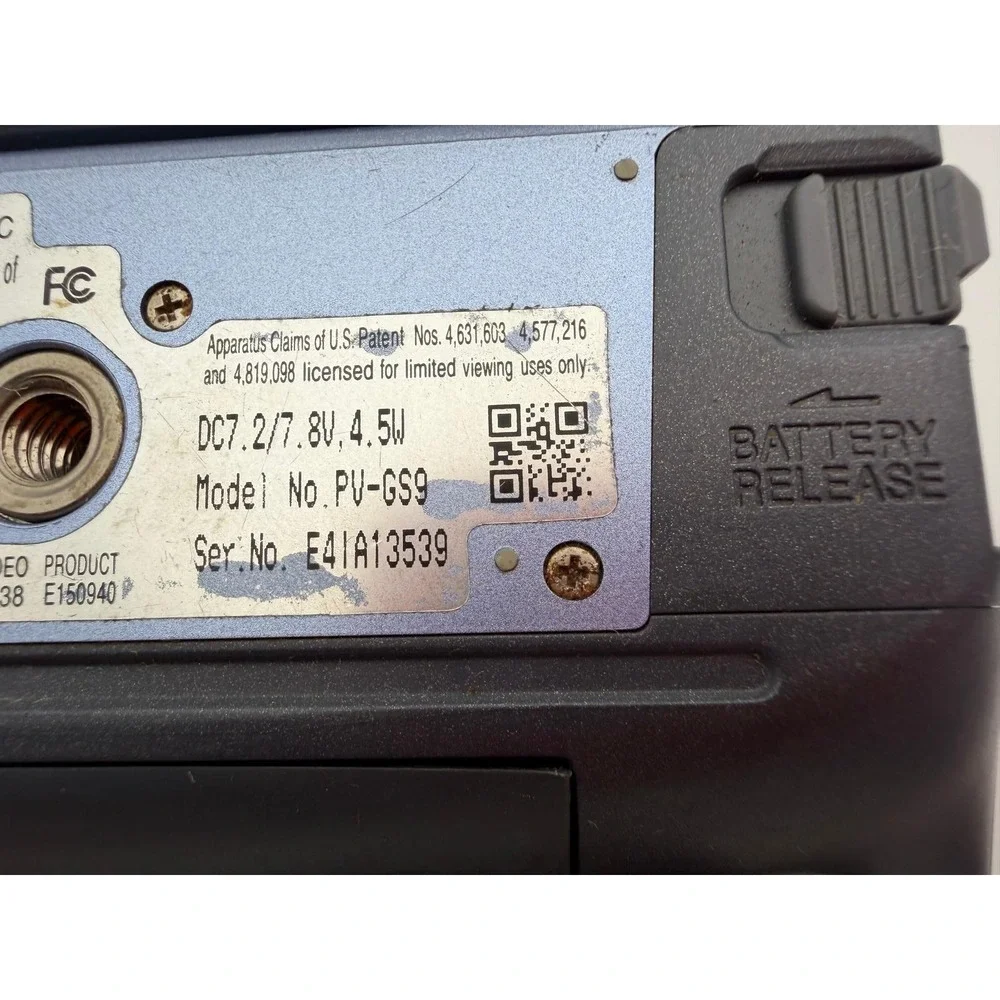 Panasonic PV-GS9 MiniDV Palmcorder Camcorder Blue 20x Optical Zoom 800x Digital